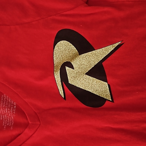 Robin shirt with Detachable cape - Picture 3 of 9